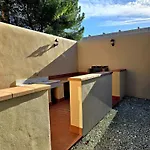La - Convenient For Sardinia And Corsica - 4 Beds - Private Parking Included With *